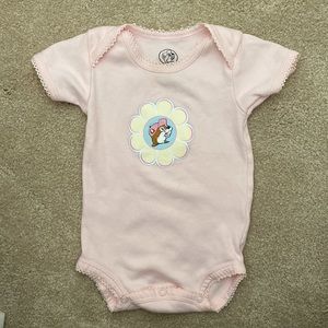 Buc-ee’s 0-3 month baby girl onesie